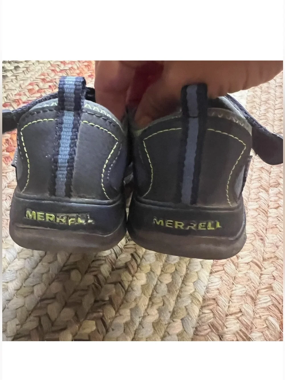 Merrell Kids Navy and Lime Green Hydro Hiker sandals size 2 youth